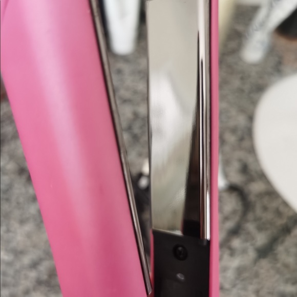 revlon flat iron - Picture 5 of 5